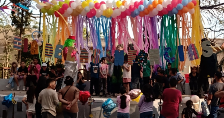 FESTEJO POR LAS INFANCIAS EN RINCÓN: LA PLAZA BRIGADIER LÓPEZ SE LLENÓ DE JUEGOS, DIVERSIÓN Y SORPRESAS