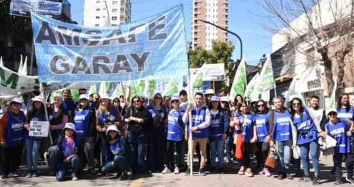 DOCENTES DE GARAY SE MOVILIZAN CONTRA LA REFORMA JUBILATORIA “SABIENDO DE QUÉ LADO DE LA HISTORIA QUEREMOS ESTAR»