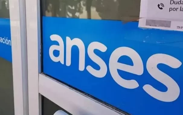 DESDE ANSES CONFIRMARON UN AUMENTO DEL 3,5% EN LAS JUBILACIONES PARA EL MES DE NOVIEMBRE