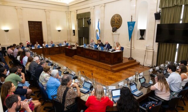 EL RECTOR PRESENTÓ UN INFORME SOBRE AUDITORÍAS A LA UNL