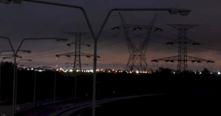 SANTA FE AVANZA EN LA ILUMINACIÓN DE LA RUTA 168 CON 200 LUMINARIAS LED