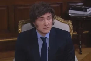 JAVIER MILEI DENUNCIÓ QUE TN LE PUSO «TOSEDORES» EN UNA ENTREVISTA