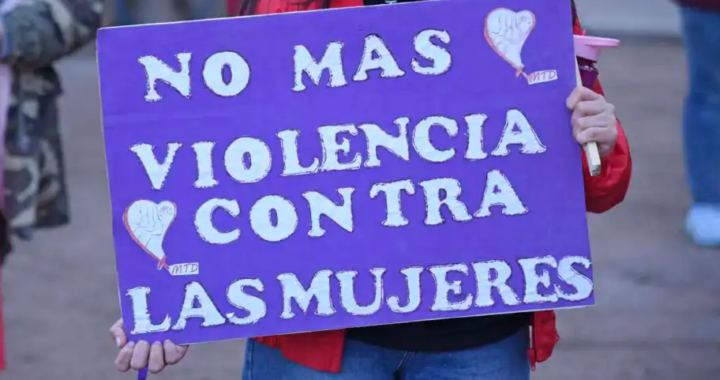 SANTA ROSA DE CALCHINES SE UNE CONTRA LA VIOLENCIA DE GÉNERO CON UNA JORNADA ESPECIAL