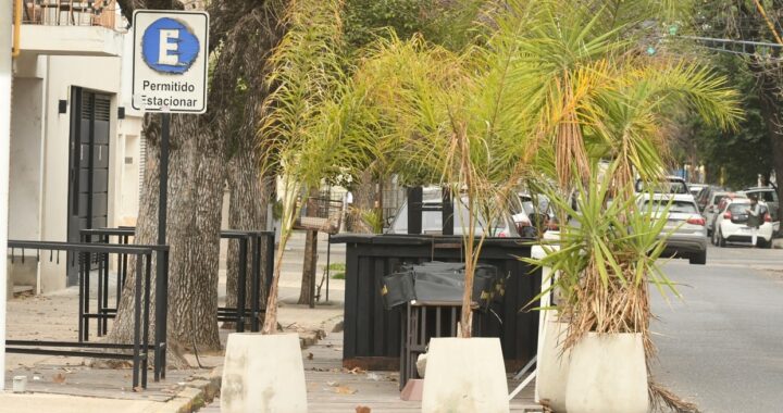 EL 55% DE LOS BALCONES EN BARES Y RESTAURANTES DE SANTA FE DEBEN SER «READECUADOS»