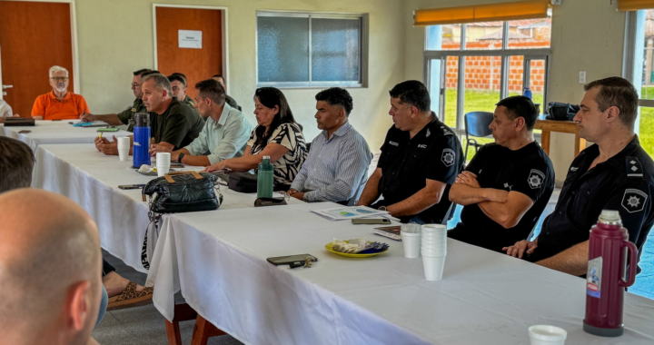 REUNIÓN CLAVE EN CAYASTÁ PARA MEJORAR LA SEGURIDAD LOCAL