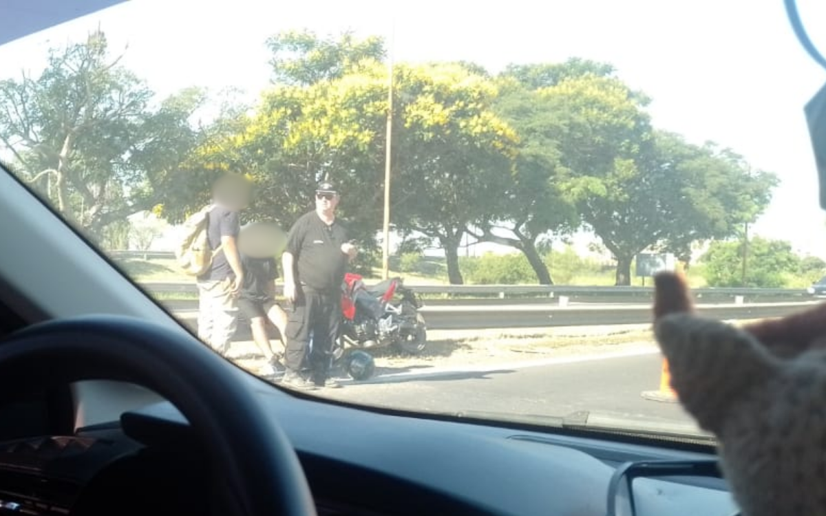 ACCIDENTE EN RUTA 168: CHOQUE ENTRE UNA MOTO Y UN AUTO GENERÓ COMPLICACIONES EN EL TRÁNSITO