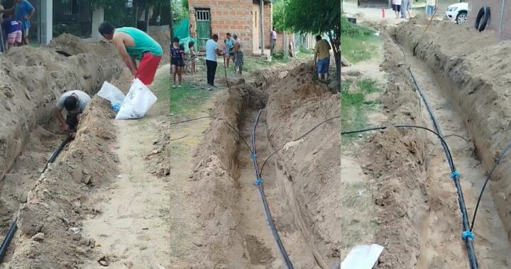 SANTA ROSA DE CALCHINES: RENUEVAN RED DE AGUA POTABLE EN BARRIO LEYES TRAS 20 AÑOS