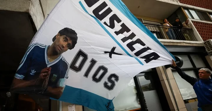 Anularon el juicio por la muerte de Diego Maradona