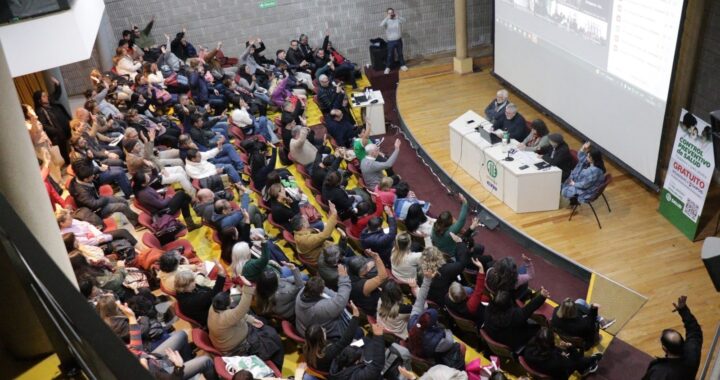 Paritaria estatal: en disconformidad, ATE aceptó la oferta salarial del 7% para todo el semestre
