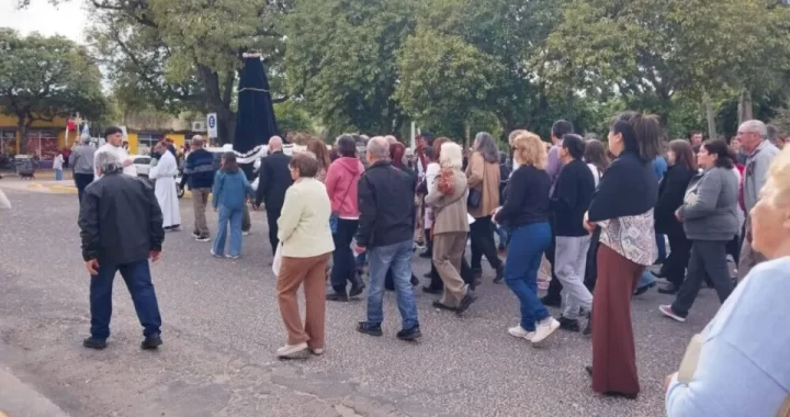 En Santa Rosa de Calchines, la fe pudo más que la lluvia en honor a su patrona